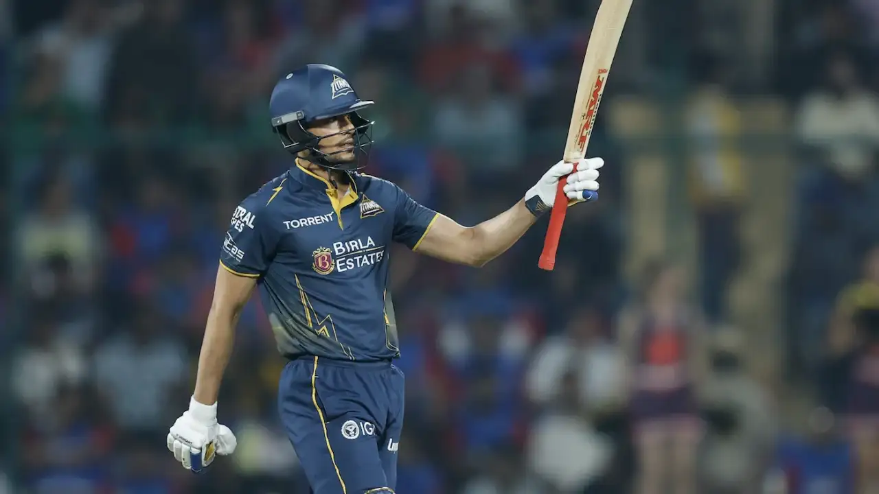 Shubman Gill Height in Feet